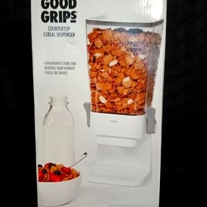 Oxo cereal dispenser